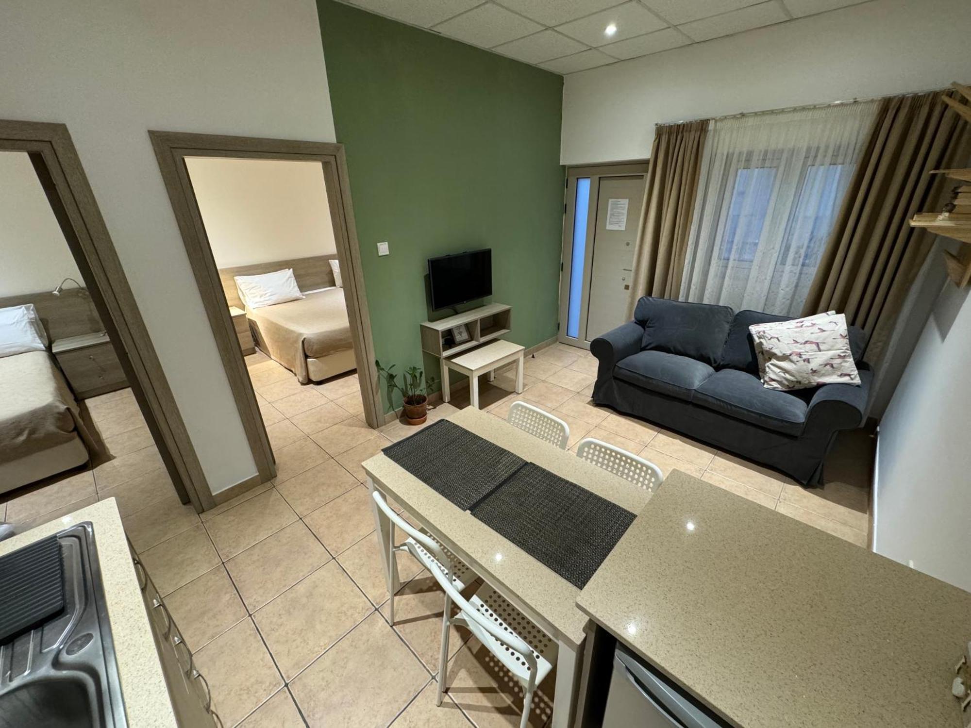 Topikos Apartments Айя-Напа Екстер'єр фото