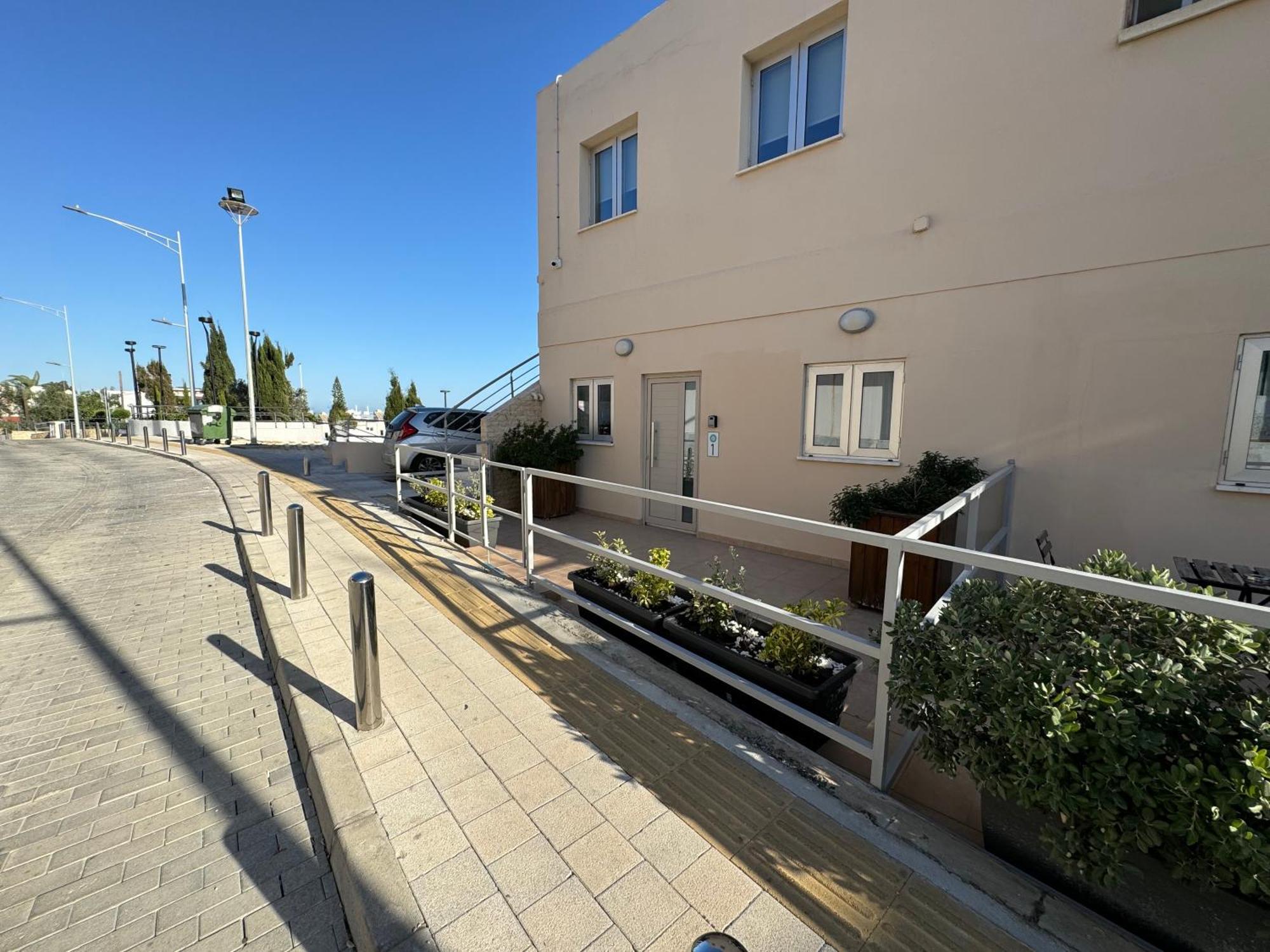 Topikos Apartments Айя-Напа Екстер'єр фото