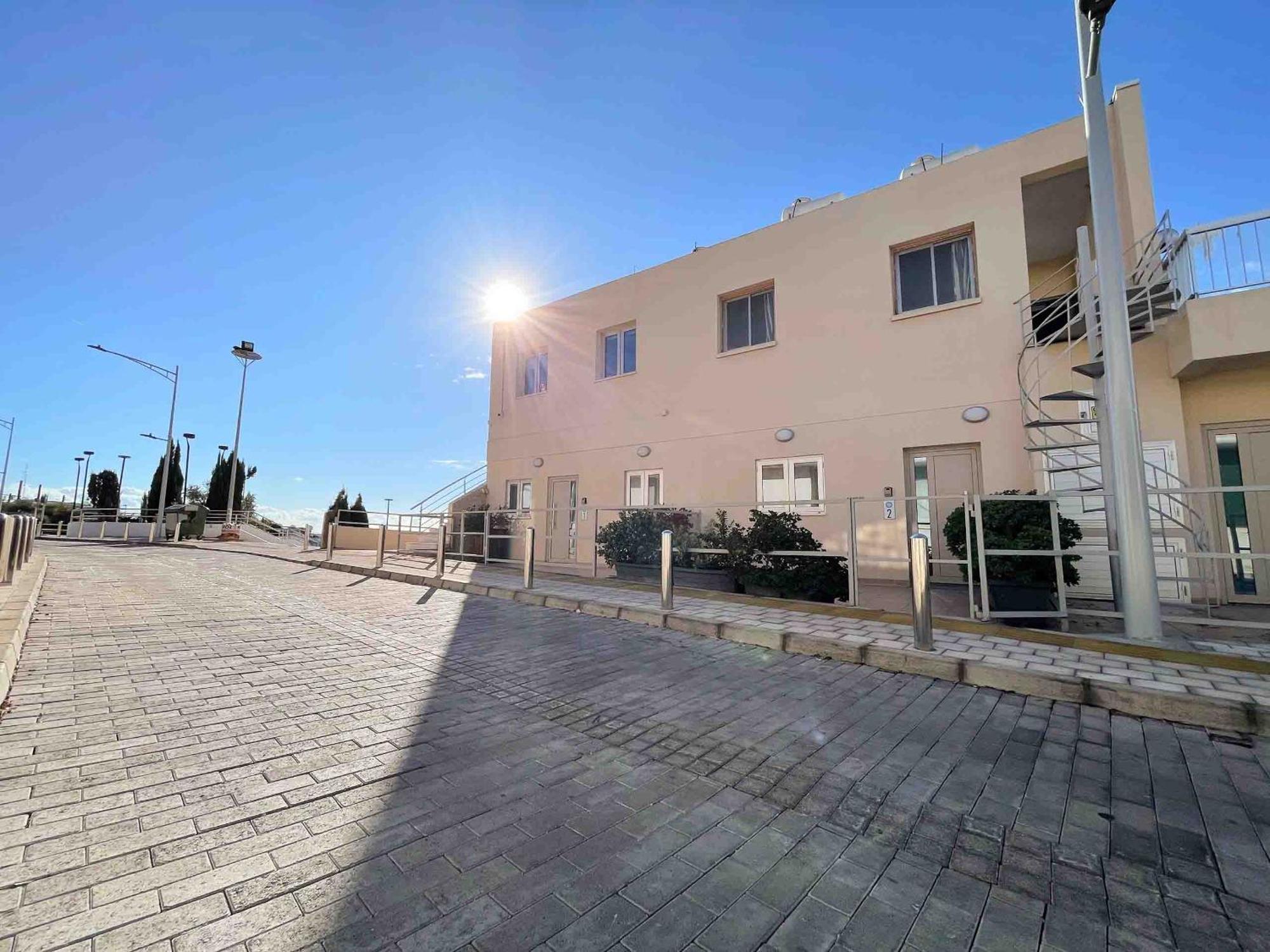 Topikos Apartments Айя-Напа Екстер'єр фото