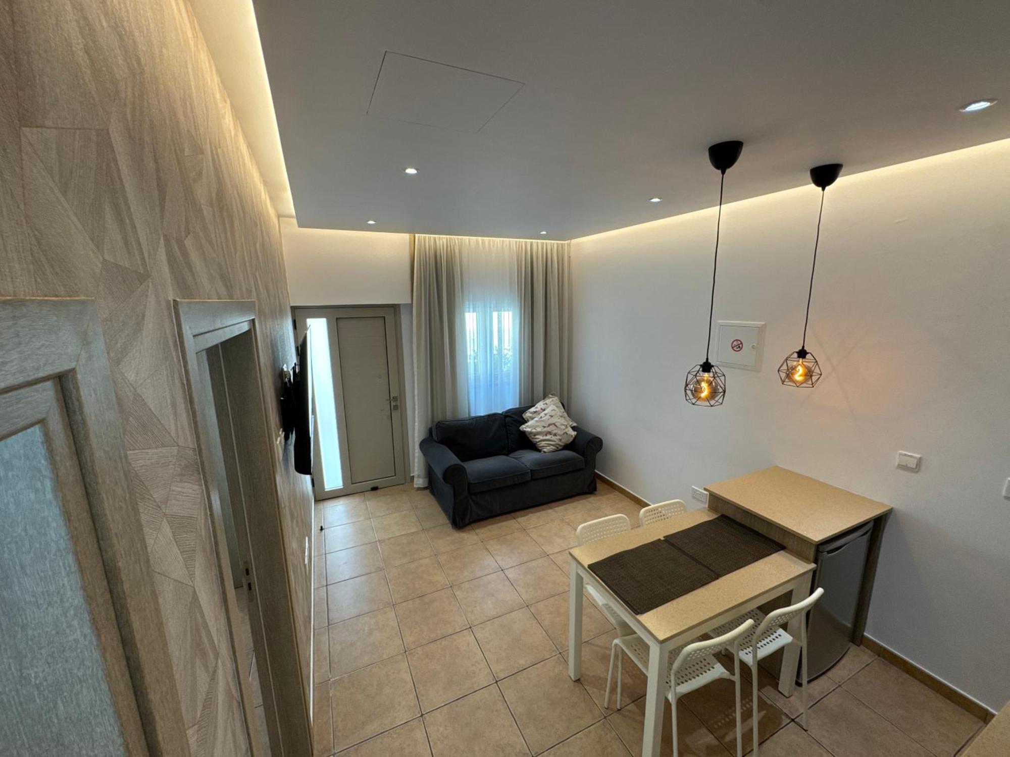 Topikos Apartments Айя-Напа Екстер'єр фото