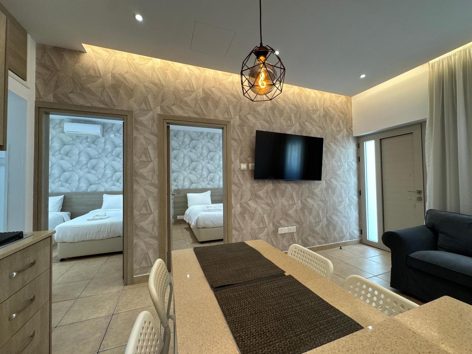 Topikos Apartments Айя-Напа Екстер'єр фото