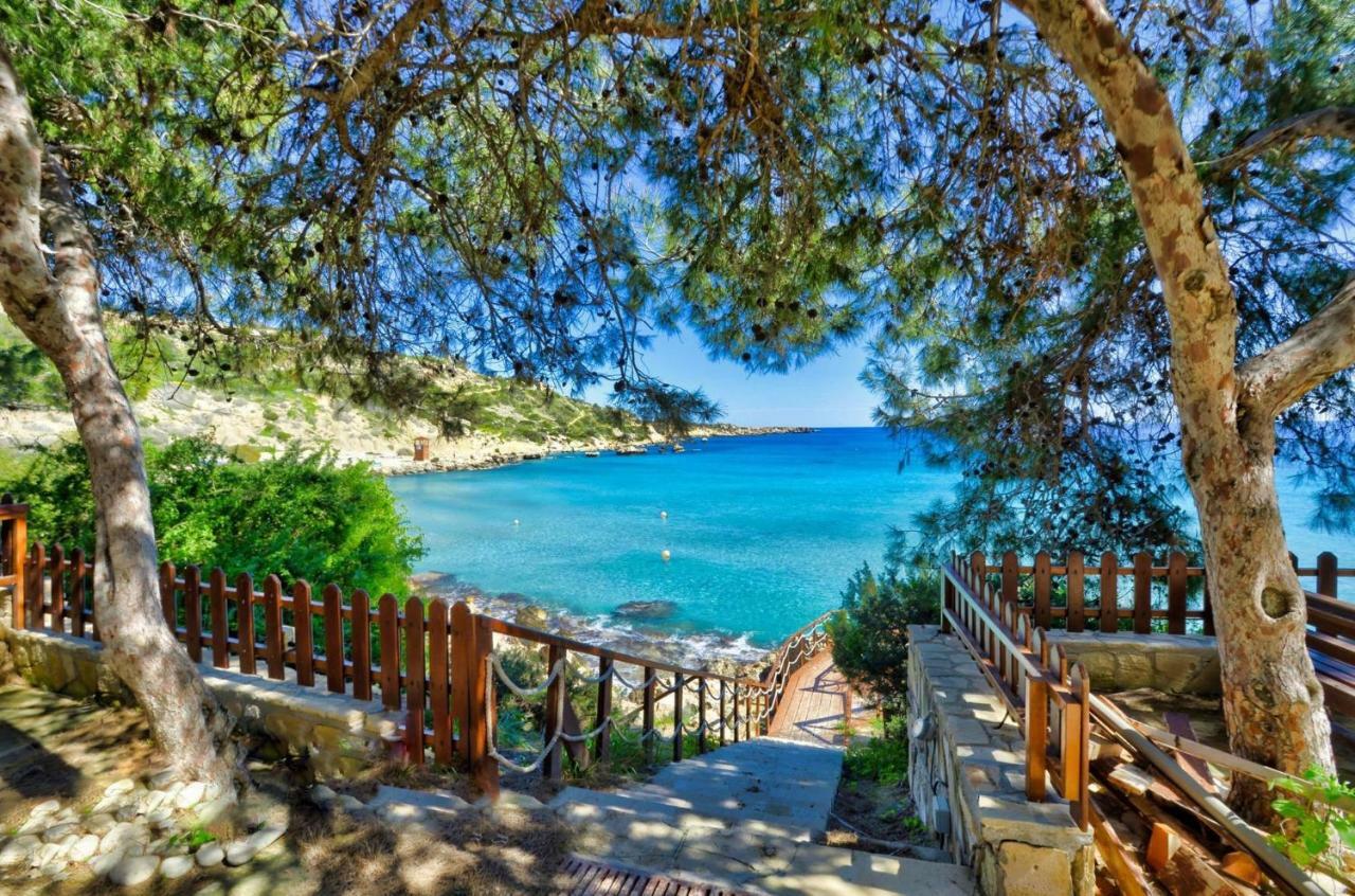Topikos Apartments Айя-Напа Екстер'єр фото